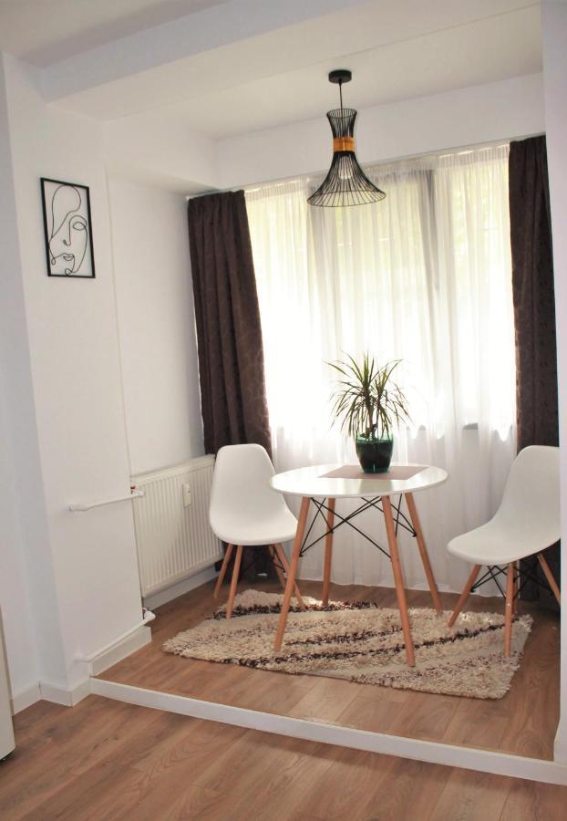 Studio Dristor - Foarte Curat Si Frumos Bucharest Luaran gambar