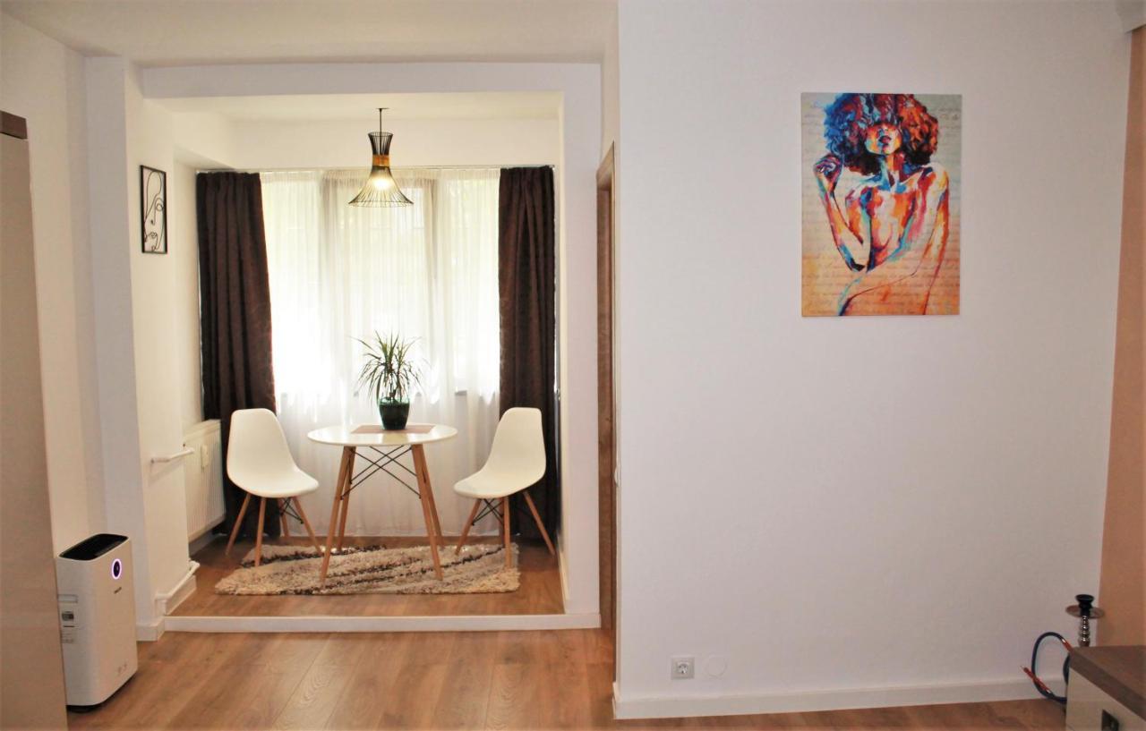 Studio Dristor - Foarte Curat Si Frumos Bucharest Luaran gambar